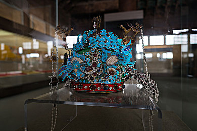 性一交一出一进一硬一粗：游戏巅峰秘籍：深度探索，精准操控，画面盛宴，体验极致震撼-1