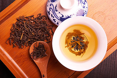 女姓的坤坤：神秘坤坤：揭秘游戏中的神秘女性角色，技能解析与攻略分享