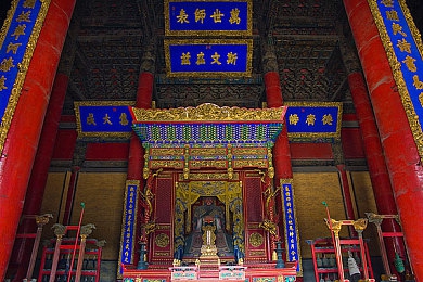 钢钢钢钢钢钢好多水免费版：奇幻冒险，畅玩无界——“钢钢”世界等你来战-1