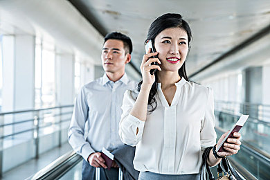 黄色下载软件3.03：网络风暴：“隐秘暗涌”软件暴露网络安全隐忧-2
