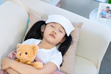 小马拉大车来自妈妈的爱：母爱无疆，小卖部奇迹：感人故事见证教育力量，传递社会正能量-3
