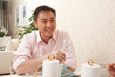 重生负二代游戏免广告：畅游无界，免广告新体验，手游“重生负二代”引领潮流-2