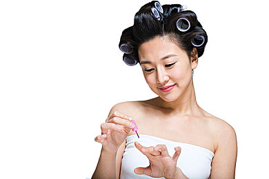 三个姑娘一锅烩：创新营销策略大揭秘：如何用融合三重手段让品牌影响力飙升-1