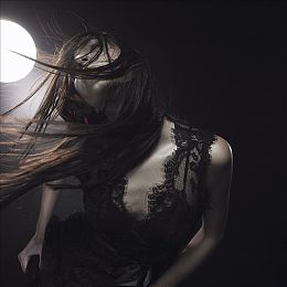 啊老师的胸好软：“校园热议：玩笑引发师生关系与校园文化反思，如何营造和谐教育环境？”-1