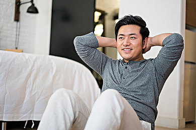 三上悠亚最完美的情人麻豆：恋爱养成秘籍：解锁游戏《恋爱模拟》中的完美邂逅之道-2