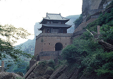 幸福宝8008隐藏入口2024：揭开神秘面纱：探索2024年幸福宝游戏隐藏宝藏之旅-2