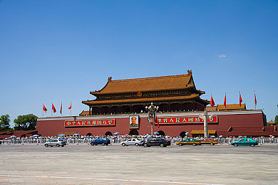 超碰黄色：SEO新篇章：揭秘游戏网站流量翻倍秘籍，助你一跃成为行业佼佼者-2