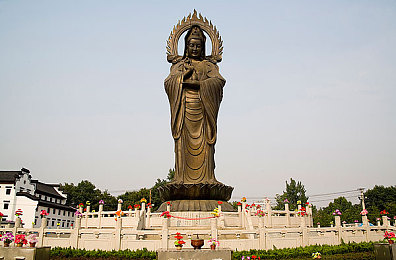√天堂8：探索奇幻世界，尽享“天堂8”冒险之旅