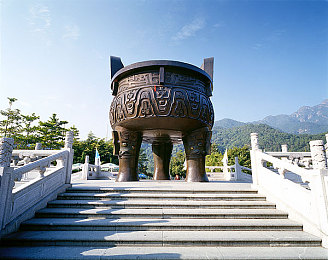 可画如何将图片裁剪成圆形图：轻松变圆，设计新境界：探索图片圆形裁剪的艺术之旅