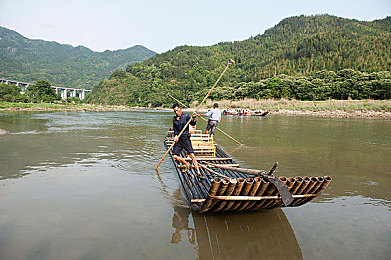 chinese fmdom女王：虚拟女王之旅，VR幻境中的权力狂欢-1