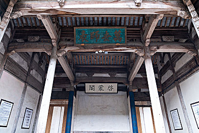 吃瓜17：瓜香四溢，互动狂欢：揭秘热门社交圈秘境-2