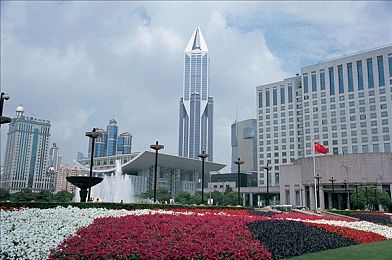 八尺快乐巡回粉红菠萝：“粉红旋律，悠扬音符，打造非凡听觉之旅”-2