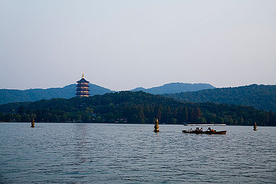 3D无尽 怪物 森林：森林秘境探险，3D奇幻之旅引领潮流新篇章-2