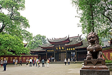 己满18岁从此转人：青春蜕变，责任与挑战并存——成年人身份转折时代探析-2