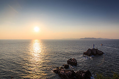 黄色软件下载免费3.0.3破解华为安装装扮：免费破解华为版，时尚装扮游戏3.0.3带你畅享极致游戏乐趣-3