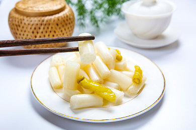 偷拍洗澡自慰XNXXGay：网络隐私危机：偷拍视频引发道德争议，XNXXGay平台监管引深思-4
