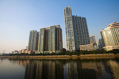 高清免费黄色视频网站：揭秘“高清免费”陷阱：网络监管风暴来袭，共筑清朗网络空间-5