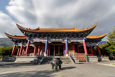 黄色软件装扮大全：时尚焕彩，个性定制：解锁你的数码世界之美-1