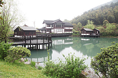 色情18 软件：网络暗流涌动，守护青春净土：破解“非法色情应用”困境-2