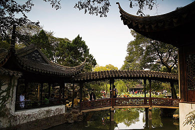 把英语老师抱起来吵：英语课堂狂欢，拥抱互动乐翻天-3