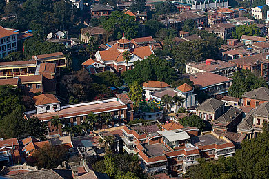 maomi官网污：揭秘maomi游戏官网：污内容争议背后，玩家权益与平台责任-2