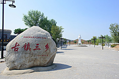 在野外被民工玩的校花：荒野校花：智慧求生记，破解谜题解困境-2