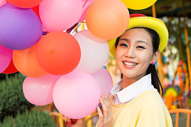 天美小电影传媒：时光穿梭，影海寻宝，个性化影院带你领略光影之美-3