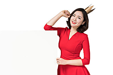 一小孩儿和姐姐玩萝卜游戏：童趣无限，萝卜蹲乐童年-2