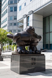 日韩一二三四区：日韩产业新格局：文化交融下的双城记，未来趋势展望-4