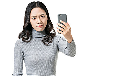 少妇大战黑人46厘米：超市冲突：46厘米身高引发少妇与黑人激辩，文化差异引发社会热议-3
