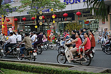 黄色的免费软件：网络迷雾深，道德警戒线——揭秘“隐秘应用”风波-4