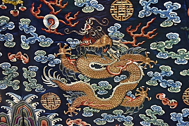罗宾对乔巴的青春期治疗：动漫《海贼王》罗宾助力乔巴成长，网友热议青春心灵呵护之路-4