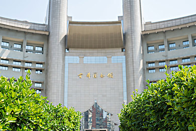 班长哭着说不能：校园压力解忧之旅，快乐成长不再难-4